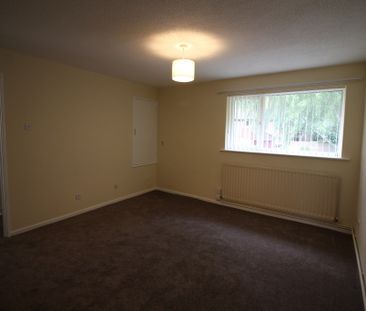 1 Bedroom Flat - Photo 5