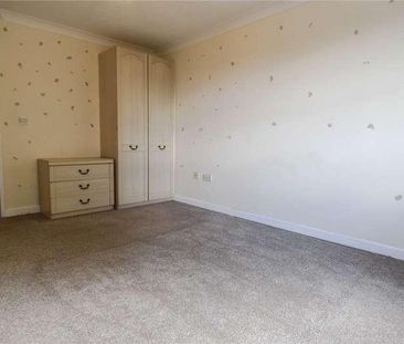 Priory Gardens, Union Lane, Droitwich, Worcestershire, WR9 - Photo 5