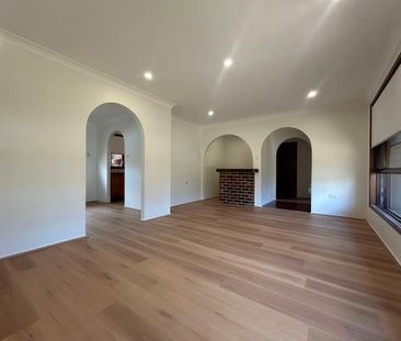 FOUR BEDROOM FAMILY HOME WITH POOL & DOUBLE GARAGE - Photo 1