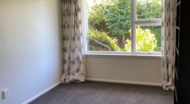 Private Single-Level Townhouse in Top Location - Photo 1