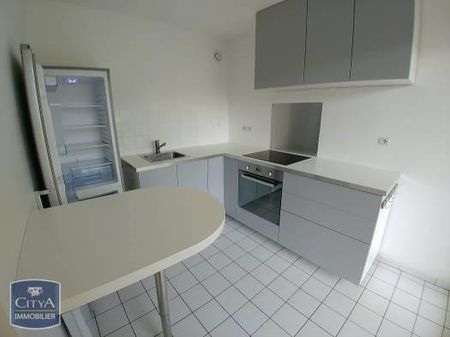 Location Appartement 3 pièces 72m² LAMBERSART 59130 - Photo 2