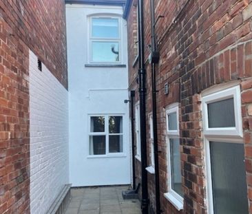 Ground Floor Flat, 95 Dixon Street, Lincoln, LN5 8AQ - Photo 2