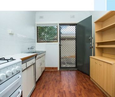 One Bedroom Unit in Fantastic Location! - Photo 6