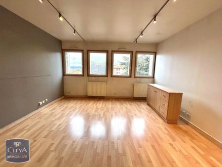 Appartement à louer 2 pièces 56.08m² - Photo 3