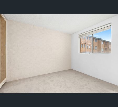 38/85 Derrima Road, Crestwood, NSW 2620 - Photo 4