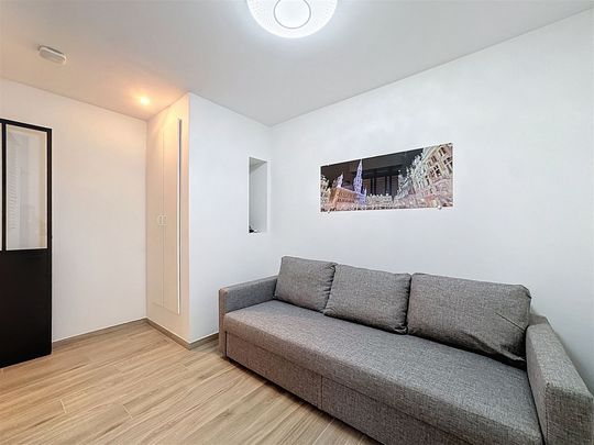 Appartement souplex 2 chambres meublé avec cour - Photo 1