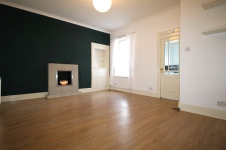 Grangemouth, 45, Falkirk, Grangemouth, FK3 8EU - Photo 2