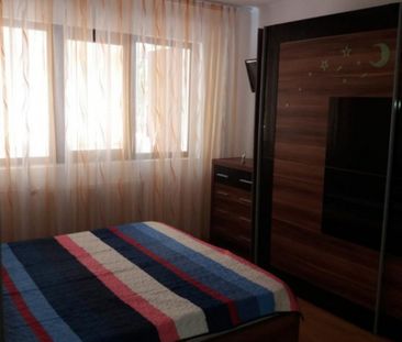 Apartament, 2 camere, decomandat, etajul 1/10, zona 8 Martie - Photo 4