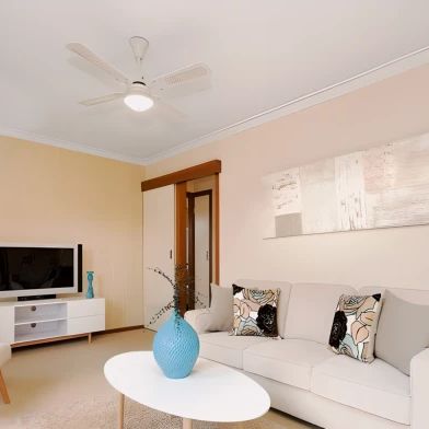 2 Bed, 1 Bath - Photo 1