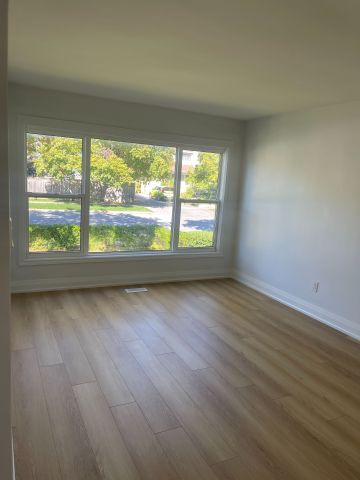 For Lease - 62 Grierson Road Unit# main, Toronto, Ontario - Photo 3