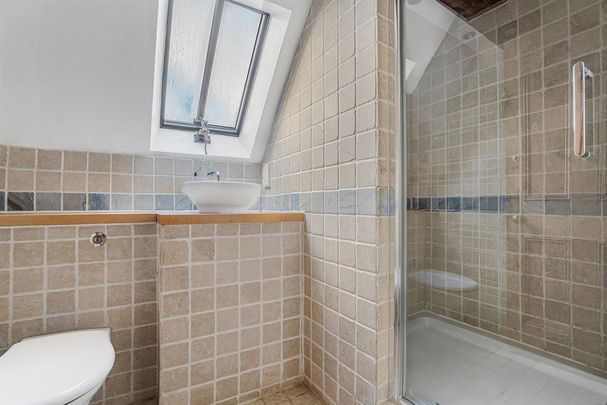 4 bedroom detached house to rent - Photo 1