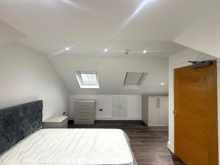 1 bedroom in a house share to rent - Photo 4