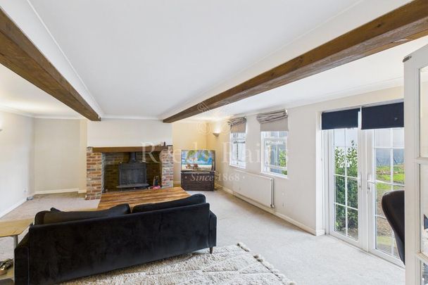 3 bedroom detached house to rent - Photo 1