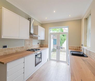 2 bedroom terraced house to rent - Photo 6