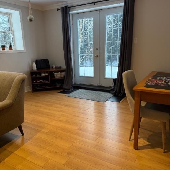 3 1/2 tout inclus à 5 min du CHUS - Photo 1