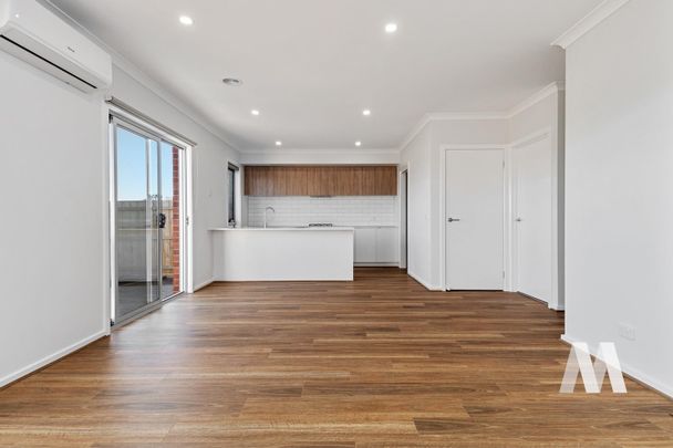 13 Monteverde Street, Armstrong Creek VIC 3217 - House For Rent | Domain - Photo 1