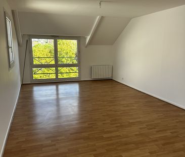 Location Appartement 2 pièces 56m² VAUX LE PENIL 77000 - Photo 6