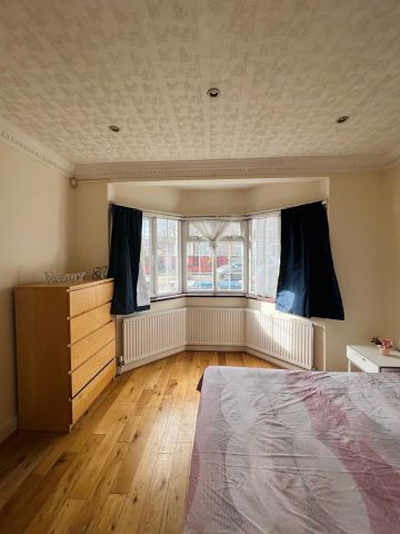 Room in a Shared House, Chalfont Avenue, HA9 - Photo 3