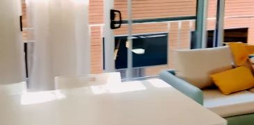 2 beds 1 bath - Photo 2