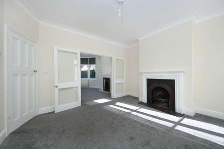 Selby Road, W5 - Photo 2