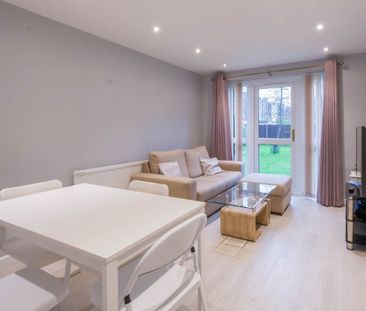 1 Bed Flat, John Maurice Close, SE17 - Photo 4