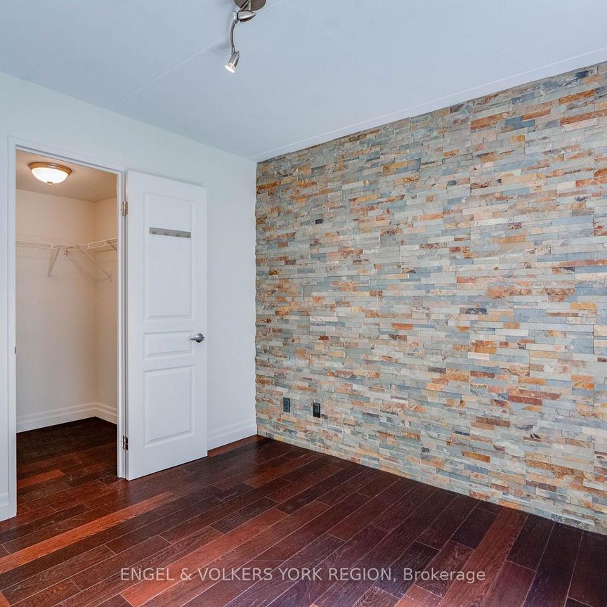 For Lease - 1174 Yonge Street Unit# 203, Toronto, Ontario - Photo 1