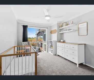 25 Corai Cl, Pacific Pines, Qld 4211 - Photo 4