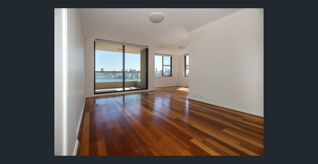 Bright Sunny Apartment with Spectacular Harbour Views - Point Piper - Photo 1