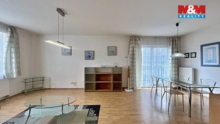 Pronájem bytu 3+kk 71 m² - Photo 2