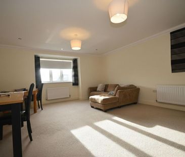 2 bedroom apartment to rent - Photo 2