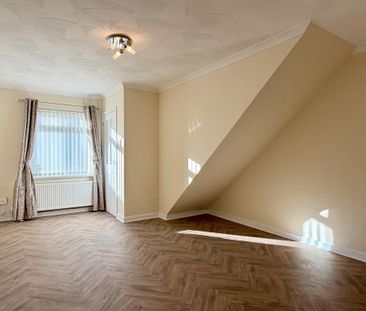 2 bedroom semi-detached house to rent - Photo 2