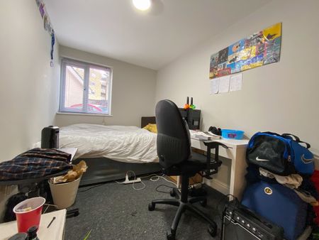 Rhymney Terrace, Cathays - Photo 3