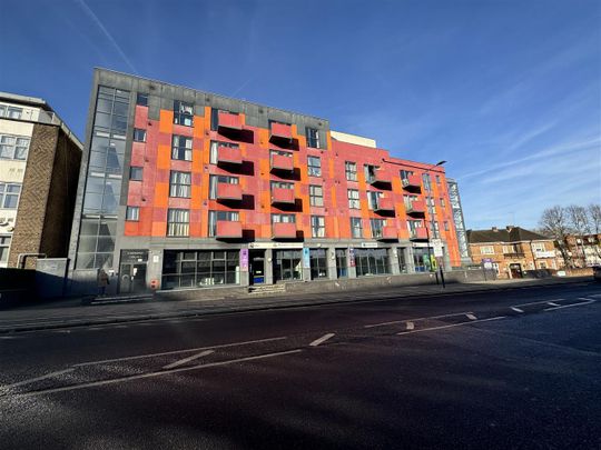 Imperial Drive, Harrow - Photo 1