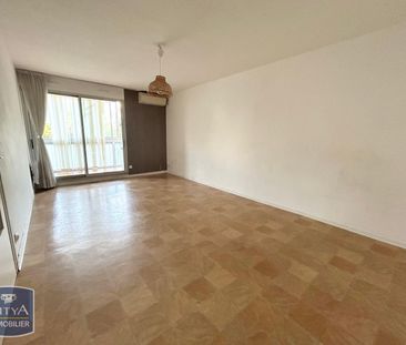 Location Appartement 3 pièces 69m² TOULON 83200 - Photo 3
