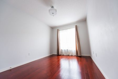 For Lease - 38 Warrington Way, Markham, Ontario - Photo 5