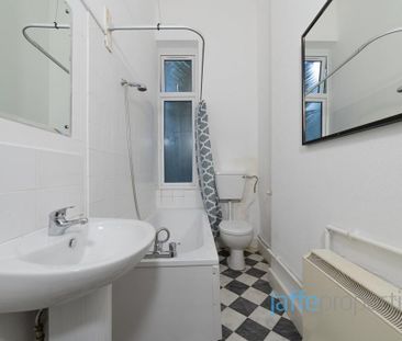 Studio to rent - Photo 6