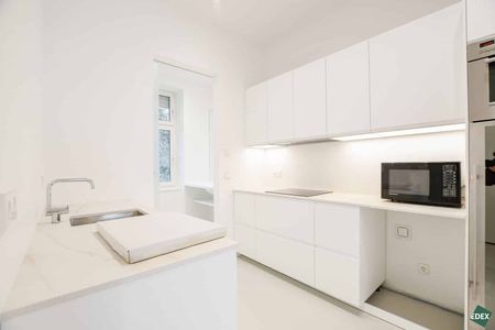 Erstbezug nach Sanierung: Hochwertige 3-Zimmer-Wohnung mit großem Garten nahe Gersthof - Photo 5