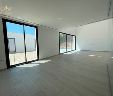 VILLA DE DISEÑO EN FOYA BLANCA - Photo 2