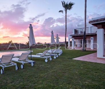 5 bedroom luxury Villa for rent in Sant Antoni de Portmany, Baleari... - Photo 5