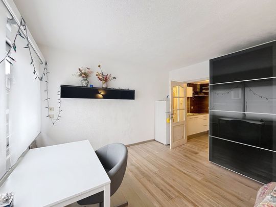 Gemeubileerde, lichtrijke studio op 5 minuten van Flagey - Photo 1