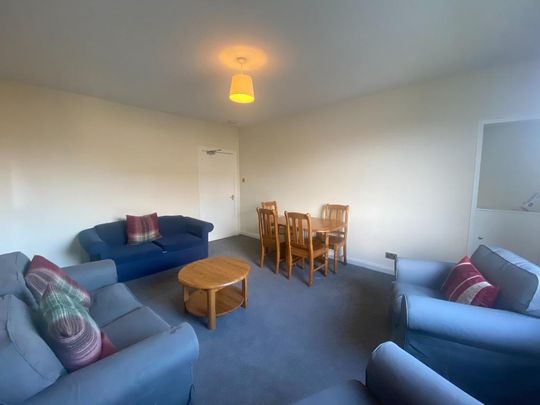 5 bedroom semi-detached house to rent - Photo 1