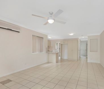 4/572 Sherwood Road, Sherwood QLD 4075 - Townhouse For Rent | Domain - Photo 6