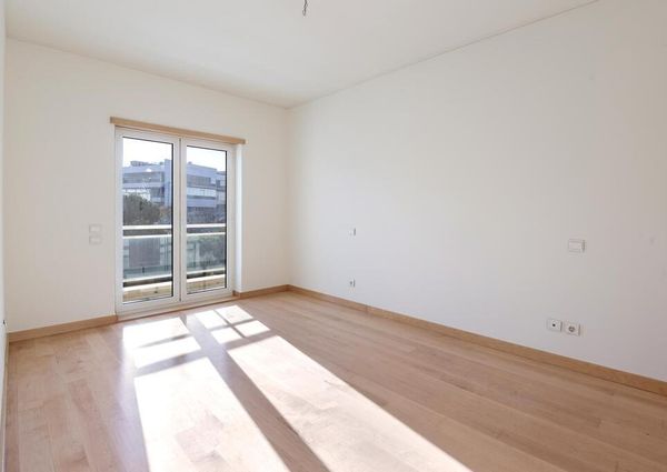 3 Bedroom Apartment with a view, Fórum Oeiras, Oeiras