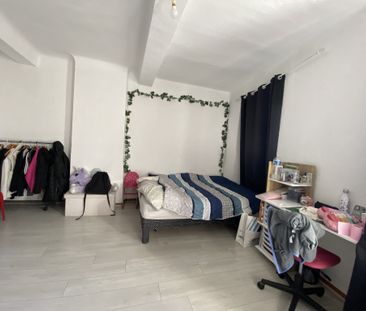 Location Appartement 3 pièces 82m² PIERREFEU DU VAR 83390 - Photo 2