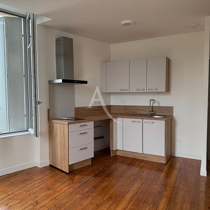Location appartement 1 pièce, 31.03m², Saintes - Photo 1
