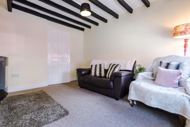 2 bedroom semi-detached house to rent - Photo 1