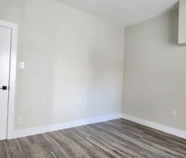 1155 Granville Street — 3-bedroom Unit - Photo 4