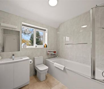 5 bedroom semi-detached house to rent - Photo 3