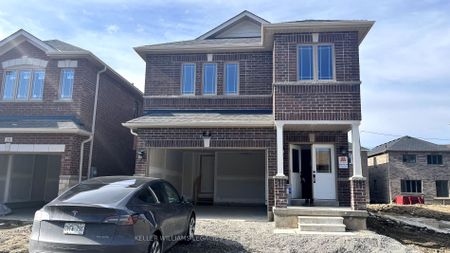 Detached Home For Lease | X8132228 - Photo 2