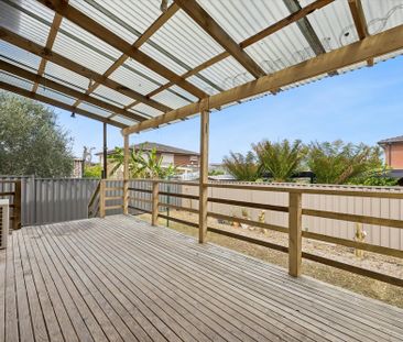 4 Pecan Court, Oakleigh South VIC 3167 - House For Rent | Domain - Photo 5